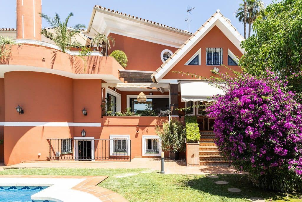 5 slaapkamer Huis te koop in Alhaurin de la Torre met zwembad - € 1.235.000 (Ref: 9890949)