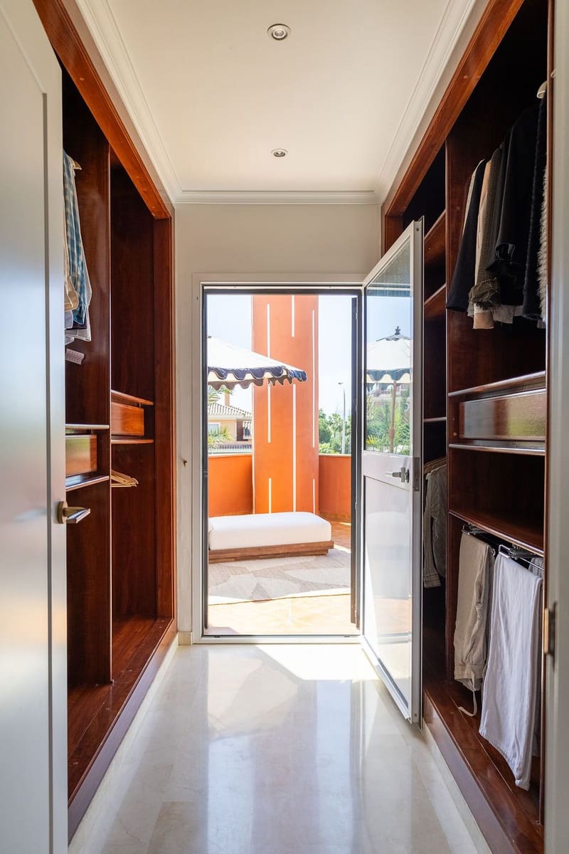 5 slaapkamer Huis te koop in Alhaurin de la Torre met zwembad - € 1.235.000 (Ref: 9890949)