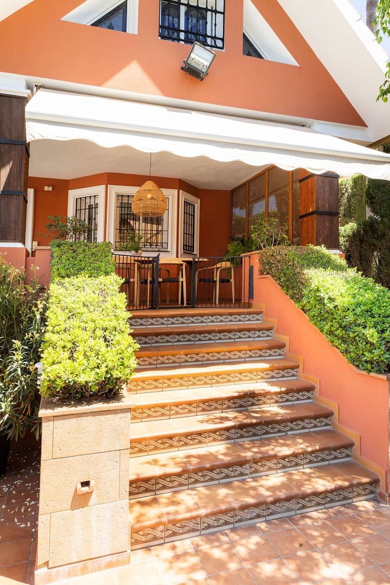 5 slaapkamer Huis te koop in Alhaurin de la Torre met zwembad - € 1.235.000 (Ref: 9890949)