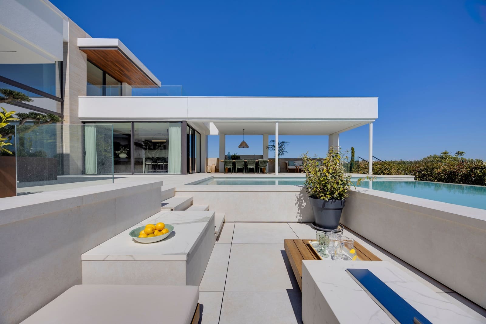 Chalet de 4 habitaciones en Casares en venta con piscina - 4.200.000 € (Ref: 9893079)