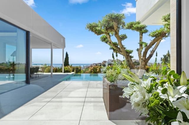 Chalet de 4 habitaciones en Casares Golf - Casares del Sol, Casares en venta con piscina - 4.200.000 € (Ref: 9893079)