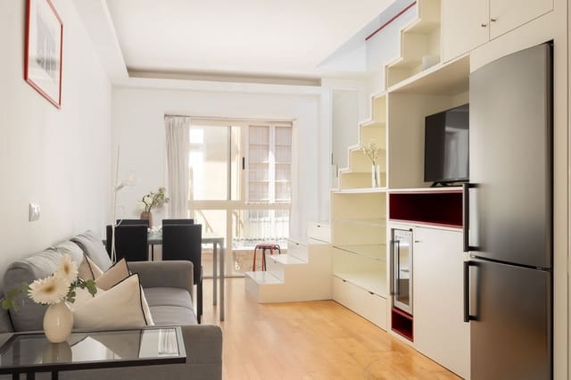 2 sovrum Lägenhet till salu i La Goleta, Málaga stad - 369 000 € (Ref: 9893552)