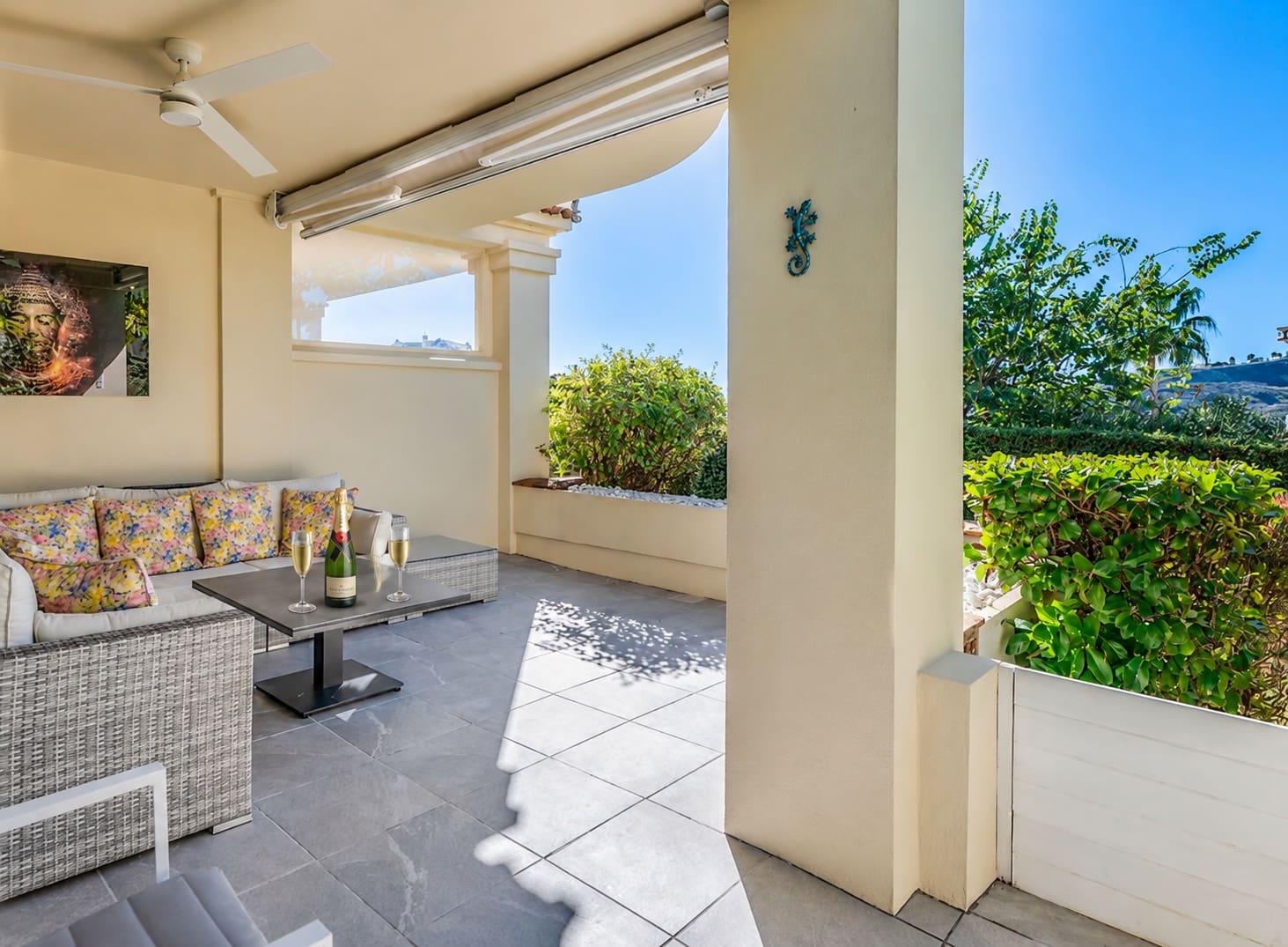 2 chambre Appartement à vendre à Benahavis avec piscine - 595 000 € (Ref: 9895366)