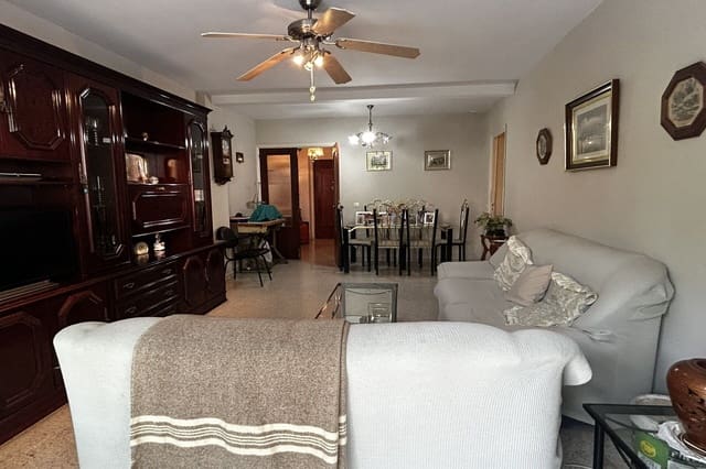 3 bedroom Apartment for sale in Centro ciudad, Fuengirola - € 295,000 (Ref: 9897401)