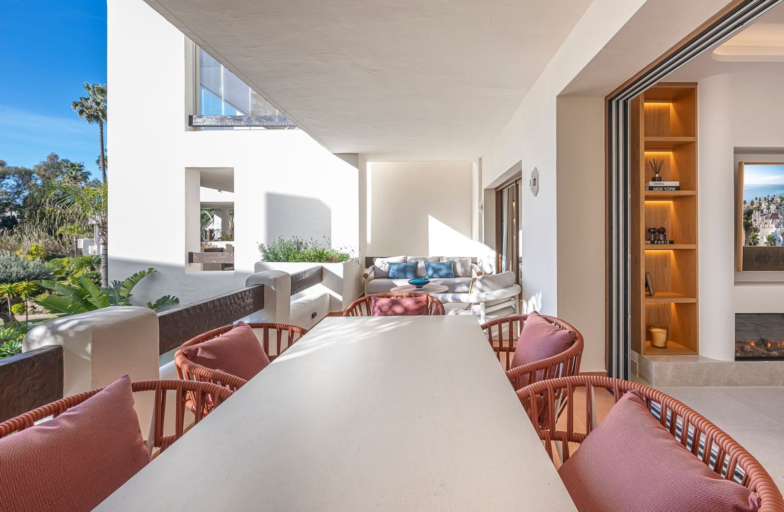 3 Zimmer Apartment zu verkaufen in New Golden Mile mit Pool - 1.895.000 € (Ref: 9905168)