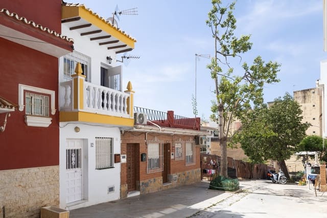 3 bedroom Townhouse for sale in El Palo, Málaga city - € 330,000 (Ref: 9906618)
