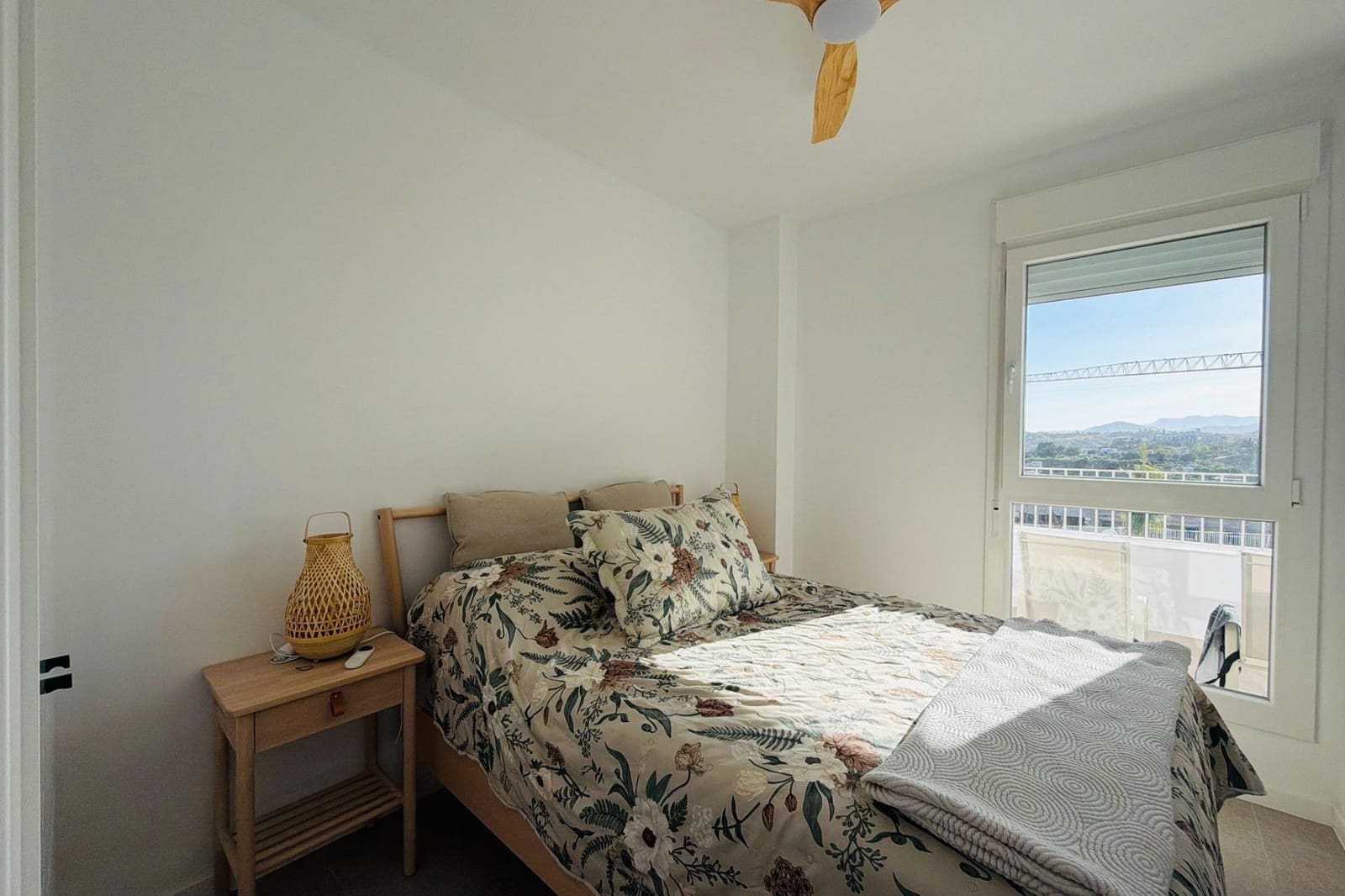 3 sypialnia Apartament do wynajęcia w Fuengirola z basenem garażem - 3 200 € (Ref: 9906863)