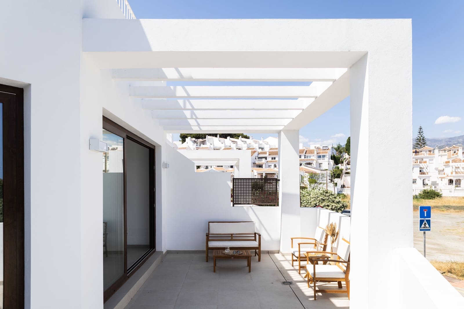 Apartamento para venda em Nerja com piscina - 524 000 € (Ref: 9909051)