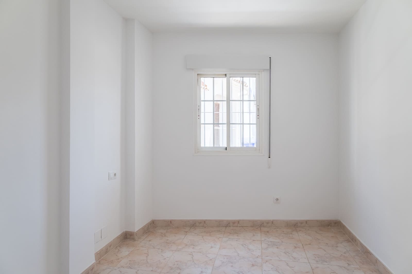 1 bedroom Apartment for sale in Alhaurin de la Torre - € 225,000 (Ref: 9909369)