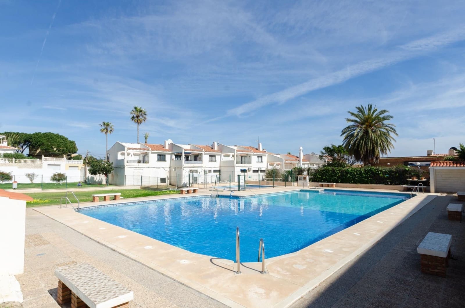 2 soverom Leilighet til salgs i Mijas Costa med svømmebasseng - € 279 000 (Ref: 9911949)