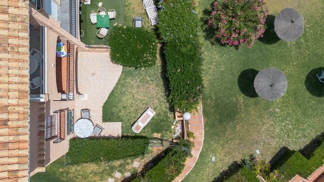 2 soverom Leilighet til salgs i El Faro de Calaburra - Chaparral, Mijas med svømmebasseng - € 279 000 (Ref: 9911949)