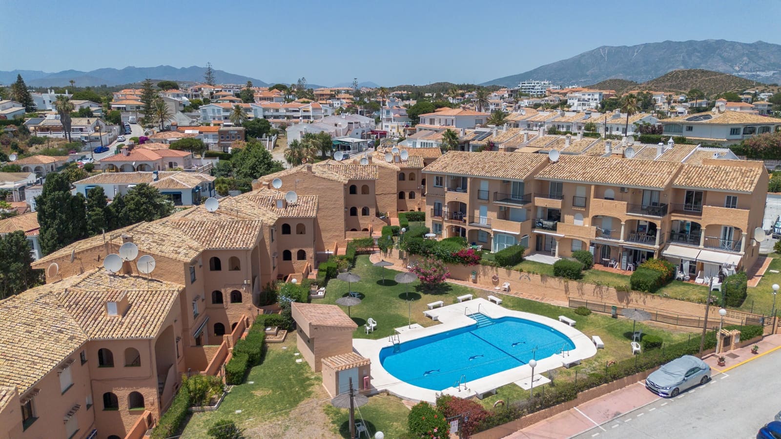 2 soverom Leilighet til salgs i Mijas Costa med svømmebasseng - € 279 000 (Ref: 9911949)