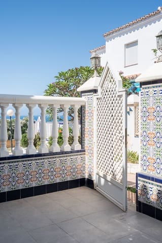 3 soveværelse Byhus til salg i La Cala del Moral, Rincón de la Victoria med swimmingpool - € 650.000 (Ref: 9912296)