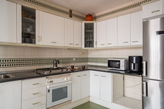 3 soveværelse Byhus til salg i La Cala del Moral, Rincón de la Victoria med swimmingpool - € 650.000 (Ref: 9912296)