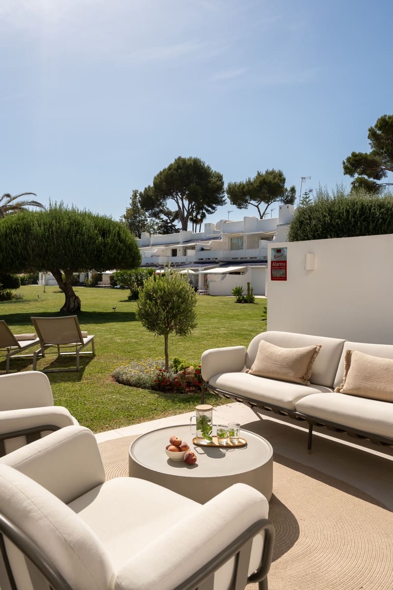 4 bedroom Townhouse for sale in Marbella with pool - € 1,575,000 (Ref: 9915324)