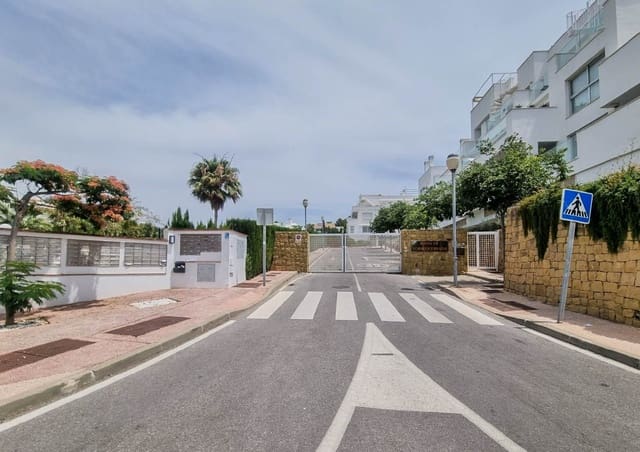 Haus zu verkaufen in Hacienda Torrequebrada, Benalmádena - 28.500 € (Ref: 9918994)