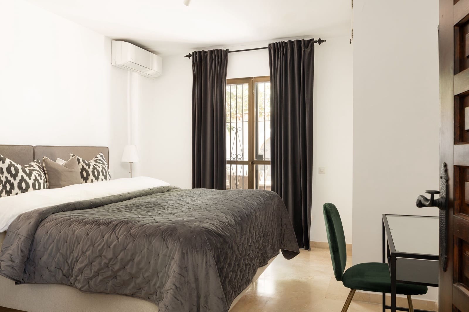 5 makuuhuone Omakotitalo myytävänä paikassa Mijas Costa mukana uima-altaan - 1 995 000 € (Ref: 9919078)