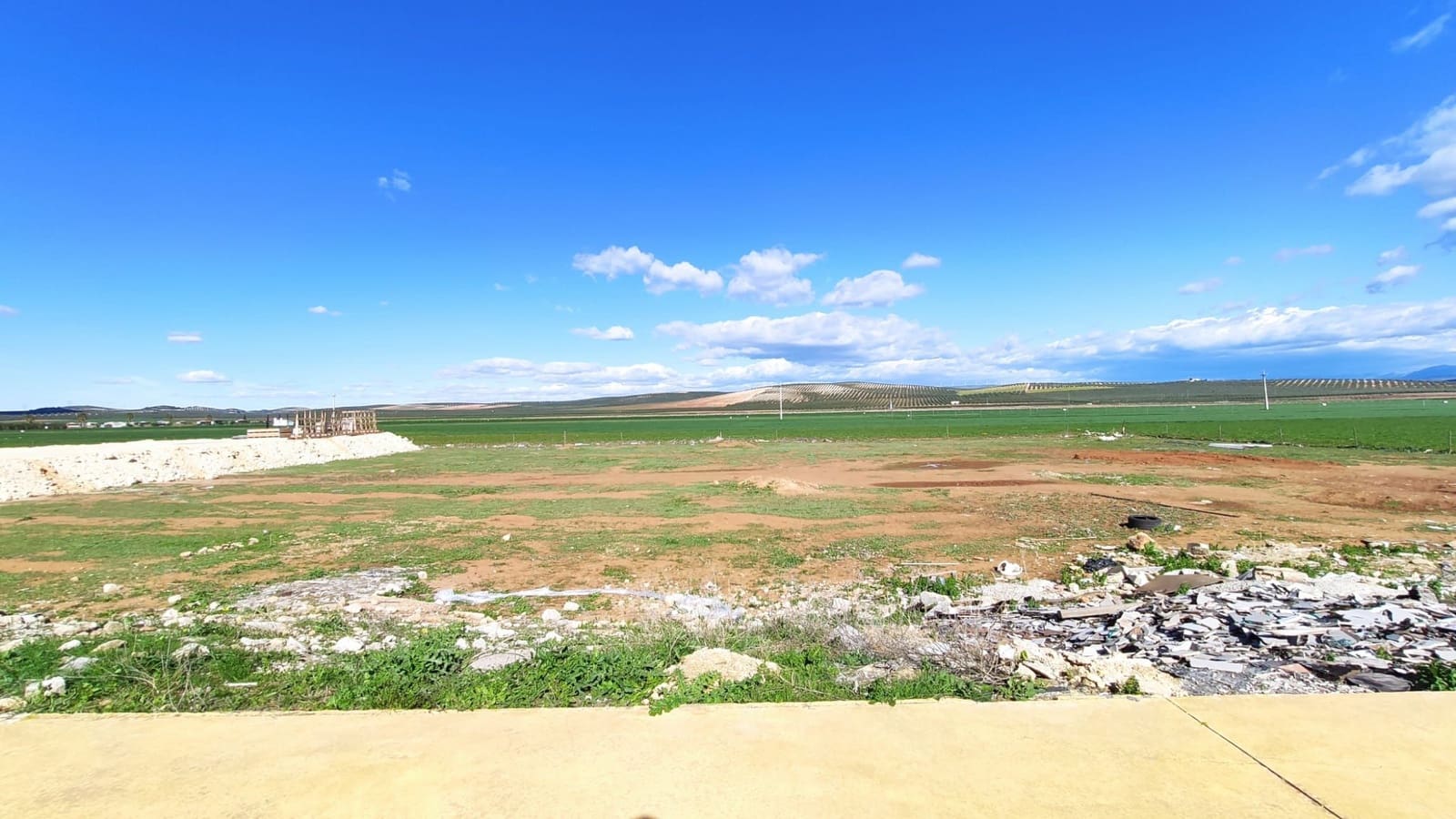 Townhouse for sale in Mollina - € 86,100 (Ref: 9921168)