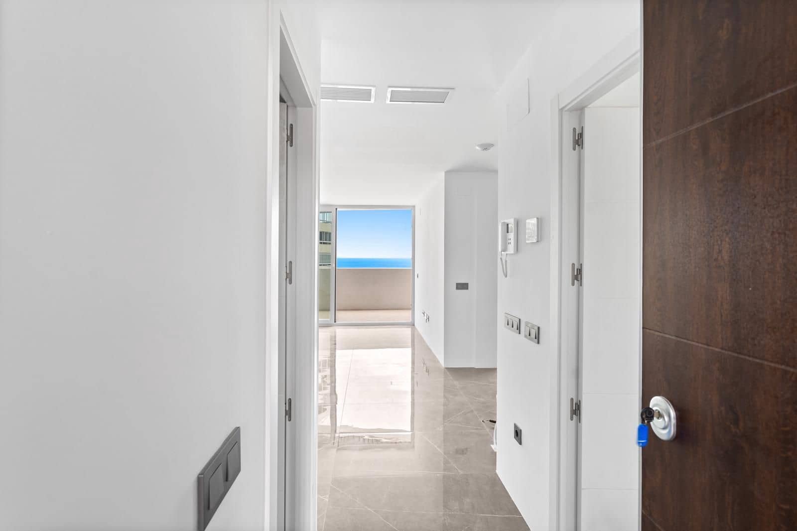 2 slaapkamer Appartement te koop in Benalmadena met zwembad - € 550.000 (Ref: 9921588)