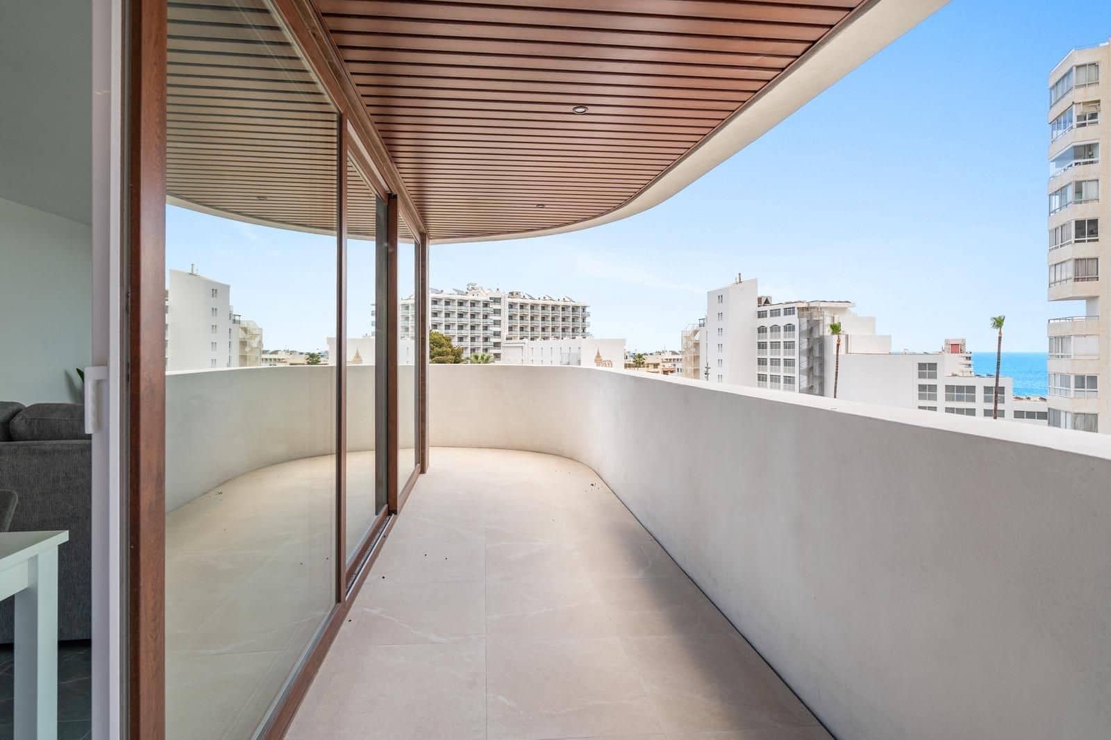 2 slaapkamer Appartement te koop in Benalmadena met zwembad - € 550.000 (Ref: 9921588)