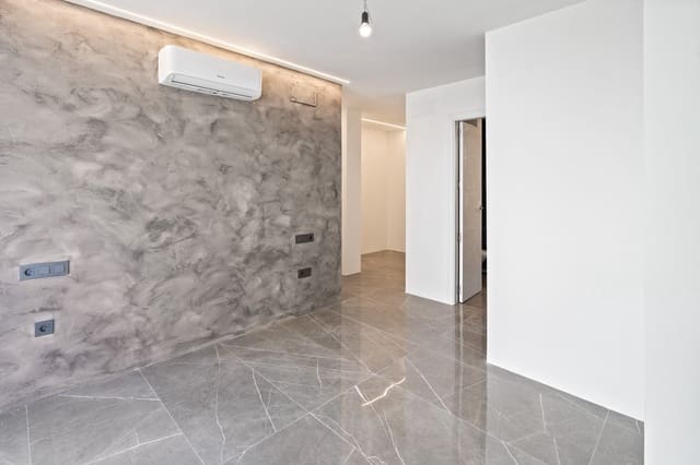 2 slaapkamer Appartement te koop in Solymar, Benalmádena met zwembad - € 550.000 (Ref: 9921588)