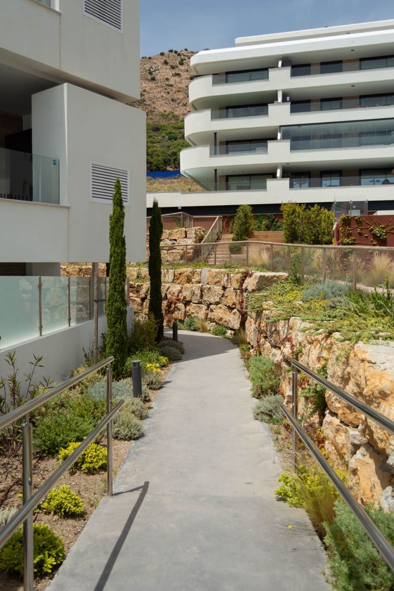 Apartamento de 3 habitaciones en Fuengirola en venta con piscina - 738.000 € (Ref: 9921925)