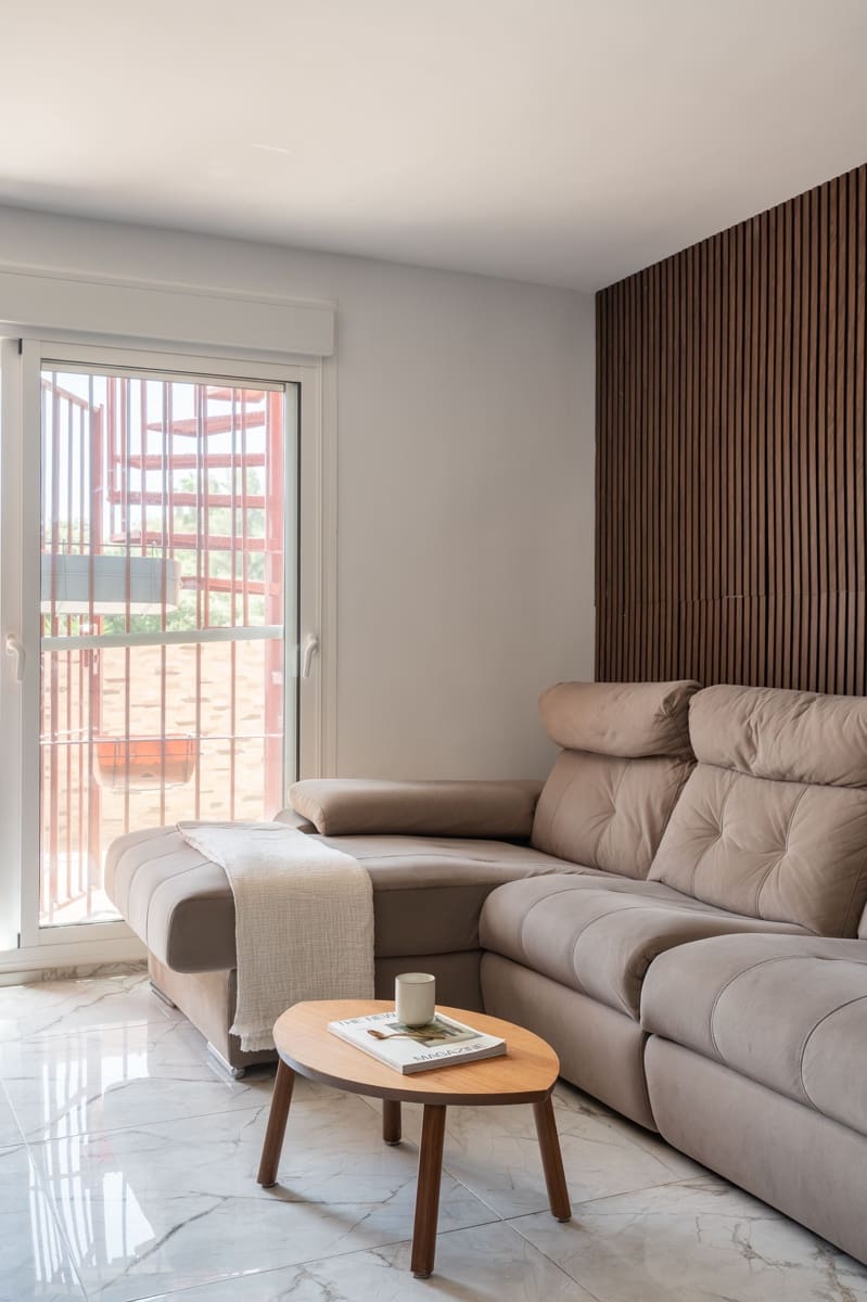 2 bedroom Penthouse for sale in Marbella with pool - € 420,000 (Ref: 9924853)