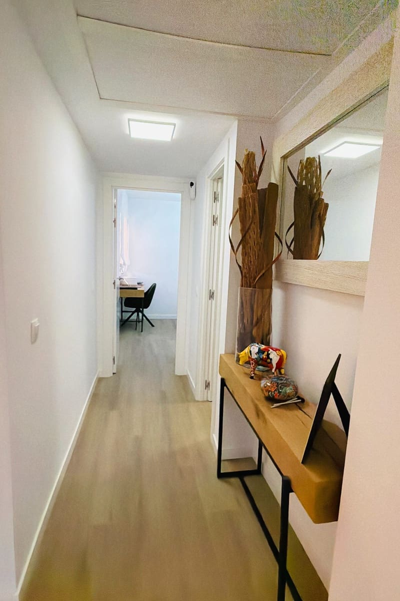 2 bedroom Apartment for sale in Marbella with pool - € 450,000 (Ref: 9924926)