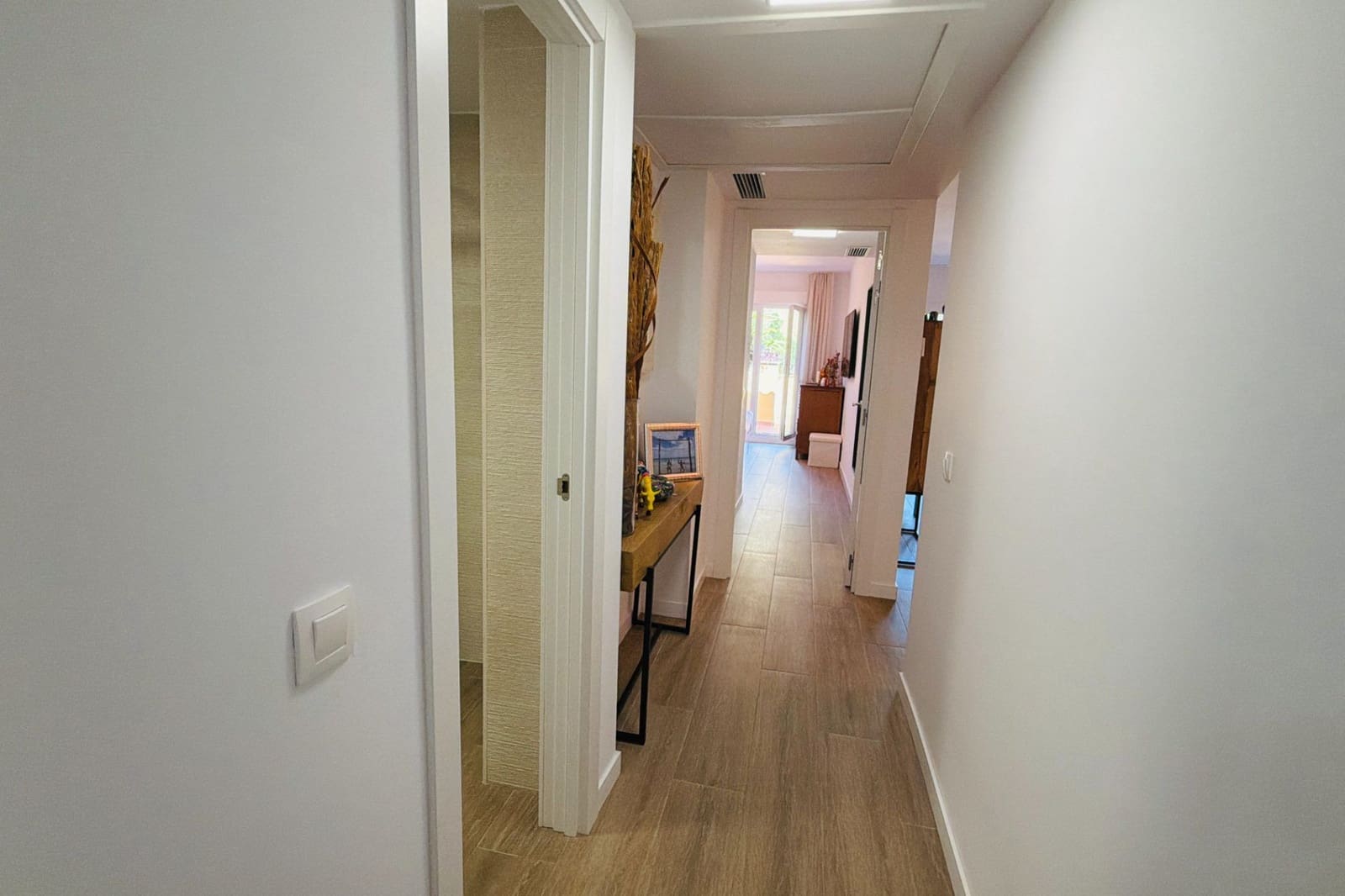 2 bedroom Apartment for sale in Marbella with pool - € 450,000 (Ref: 9924926)