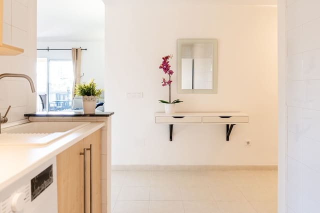 2 soveværelse Lejlighed til salg i Fuengirola med swimmingpool - € 449.000 (Ref: 9927892)