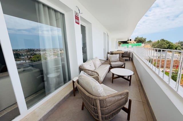 3 bedroom Apartment for rent in Los Pacos, Fuengirola with pool garage - € 2,500 (Ref: 9929887)