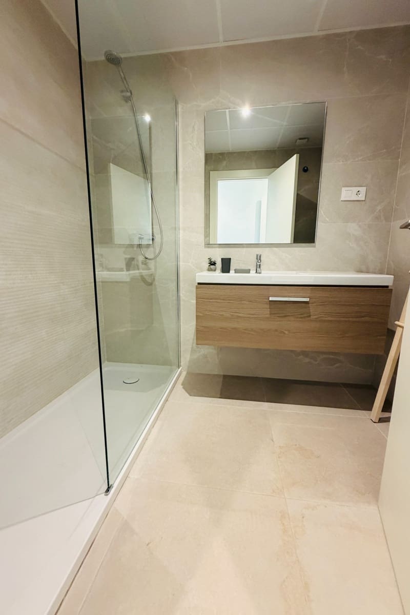 2 bedroom Apartment for sale in Mijas Costa with pool - € 369,000 (Ref: 9935292)