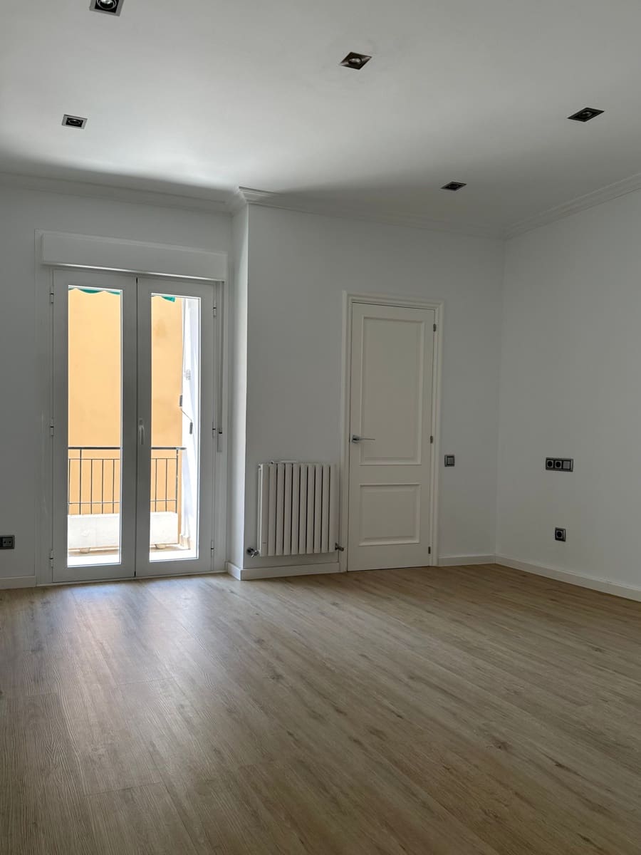 4 makuuhuone Huoneisto vuokrattavana paikassa Palma de Mallorca mukana 
autotalli - 4 150 € (Ref: 9939114)