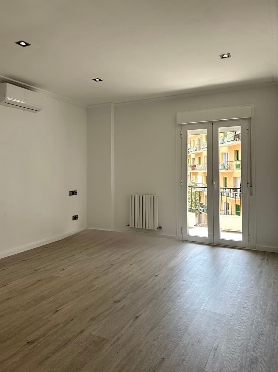 4 makuuhuone Huoneisto vuokrattavana paikassa Palma de Mallorca mukana 
autotalli - 4 150 € (Ref: 9939114)