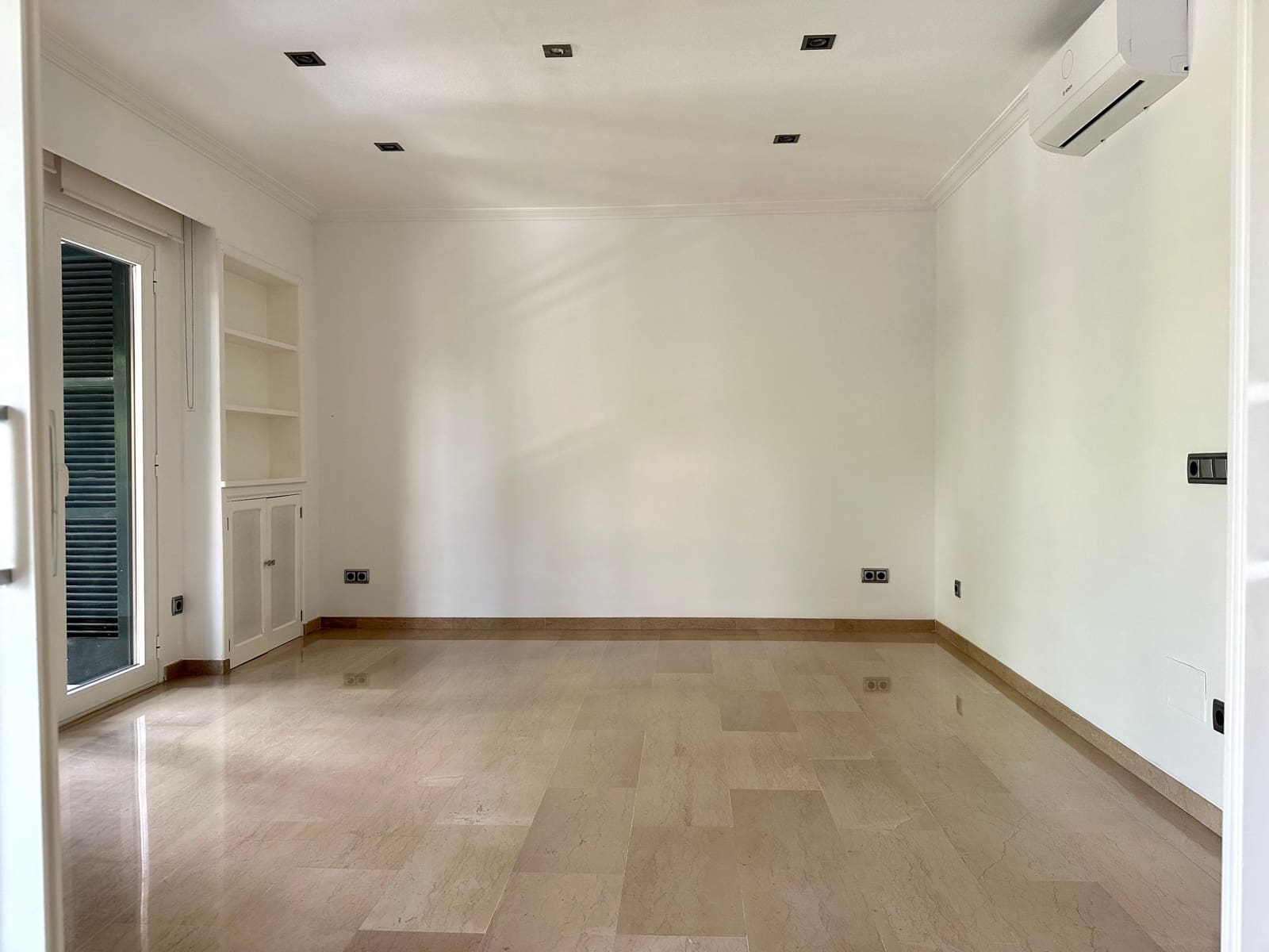 4 makuuhuone Huoneisto vuokrattavana paikassa Palma de Mallorca mukana 
autotalli - 4 150 € (Ref: 9939114)