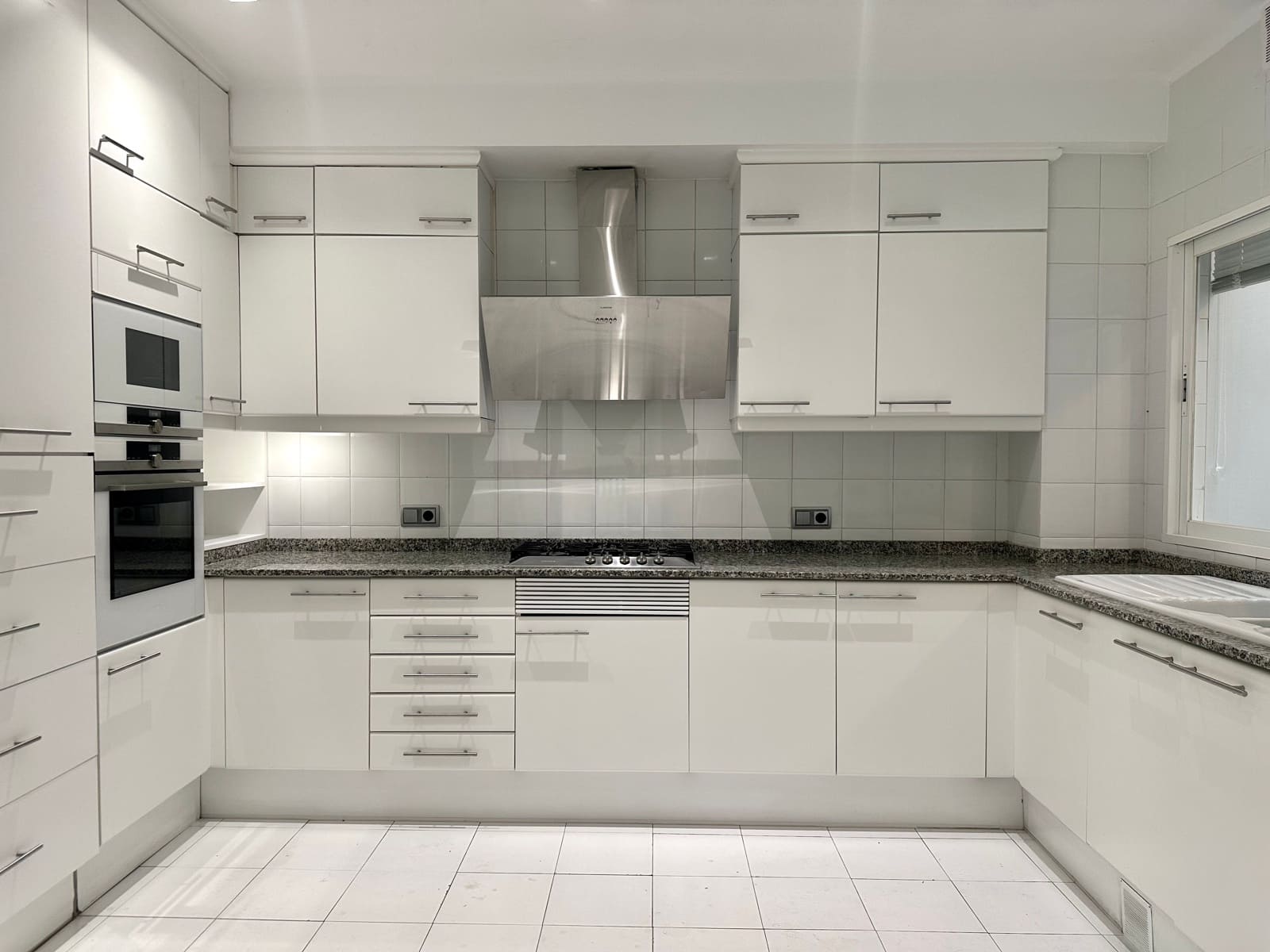 4 makuuhuone Huoneisto vuokrattavana paikassa Palma de Mallorca mukana 
autotalli - 4 150 € (Ref: 9939114)