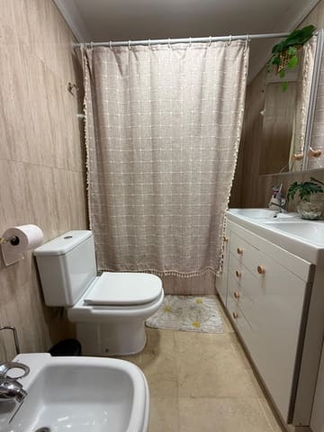 2 bedroom Apartment for rent in Centro ciudad, Fuengirola with garage - € 1,500 (Ref: 9940828)