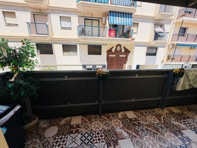 2 bedroom Apartment for rent in Centro ciudad, Fuengirola with garage - € 1,500 (Ref: 9940828)