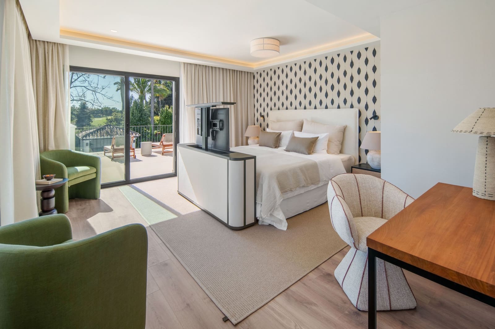 5 slaapkamer Villa te koop in Marbella met zwembad - € 5.995.000 (Ref: 9941193)