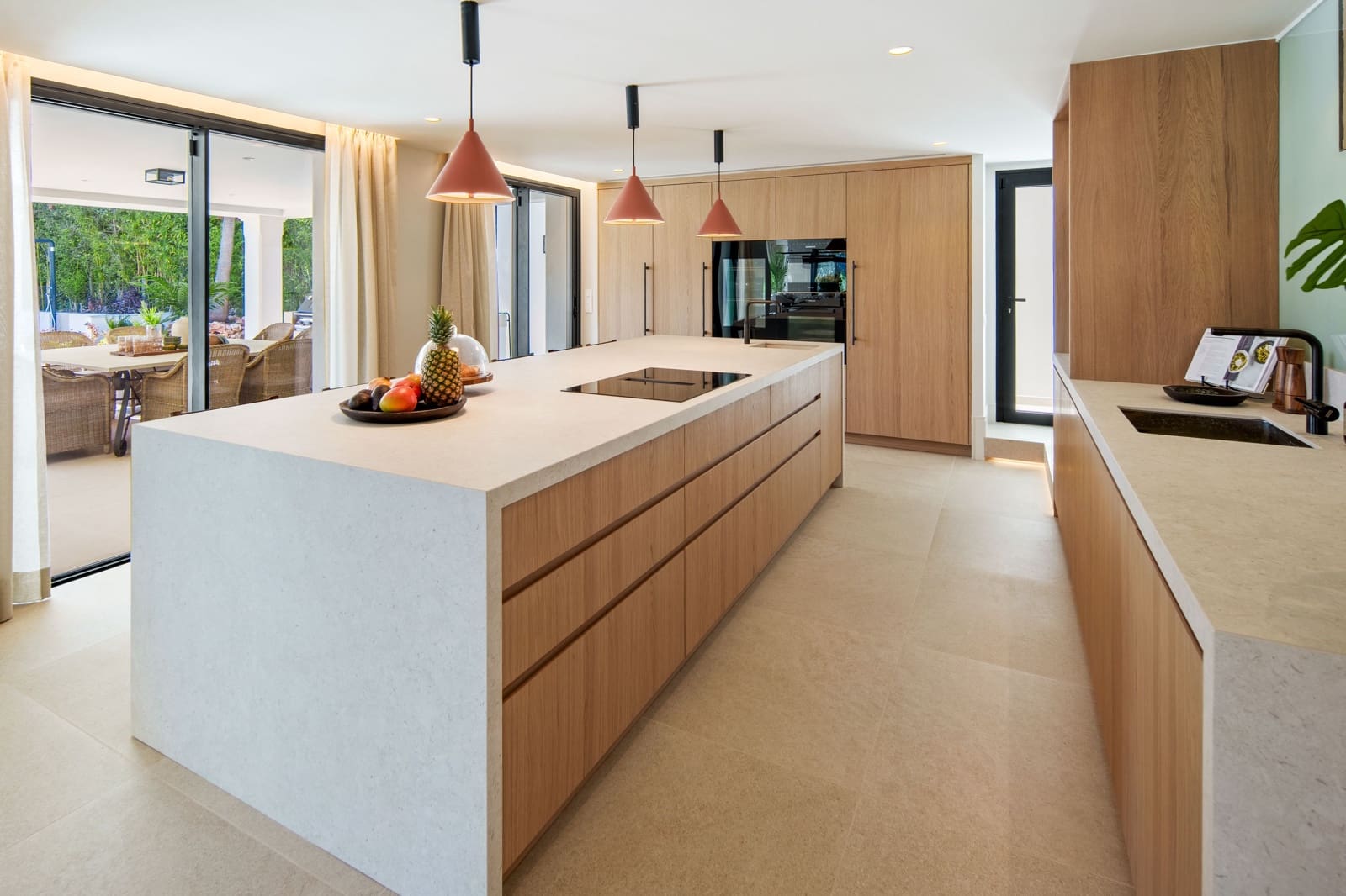 5 slaapkamer Villa te koop in Marbella met zwembad - € 5.995.000 (Ref: 9941193)