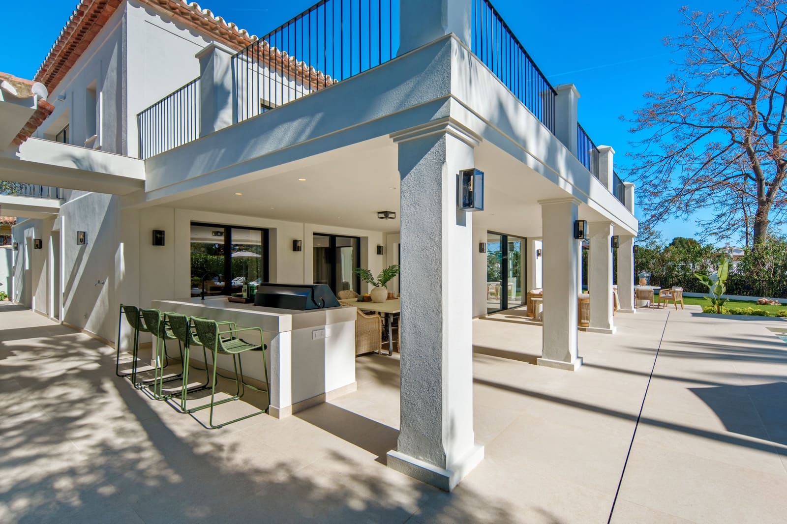 5 slaapkamer Villa te koop in Marbella met zwembad - € 5.995.000 (Ref: 9941193)