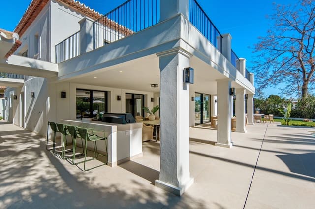 5 slaapkamer Villa te koop in Las Brisas, Marbella met zwembad - € 5.995.000 (Ref: 9941193)