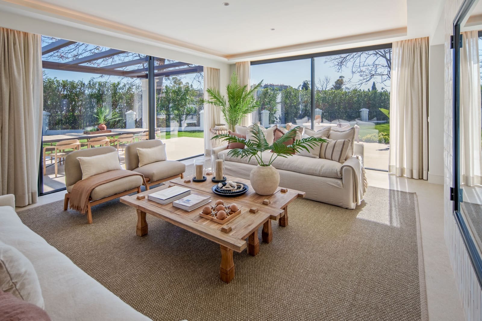 5 slaapkamer Villa te koop in Marbella met zwembad - € 5.995.000 (Ref: 9941193)