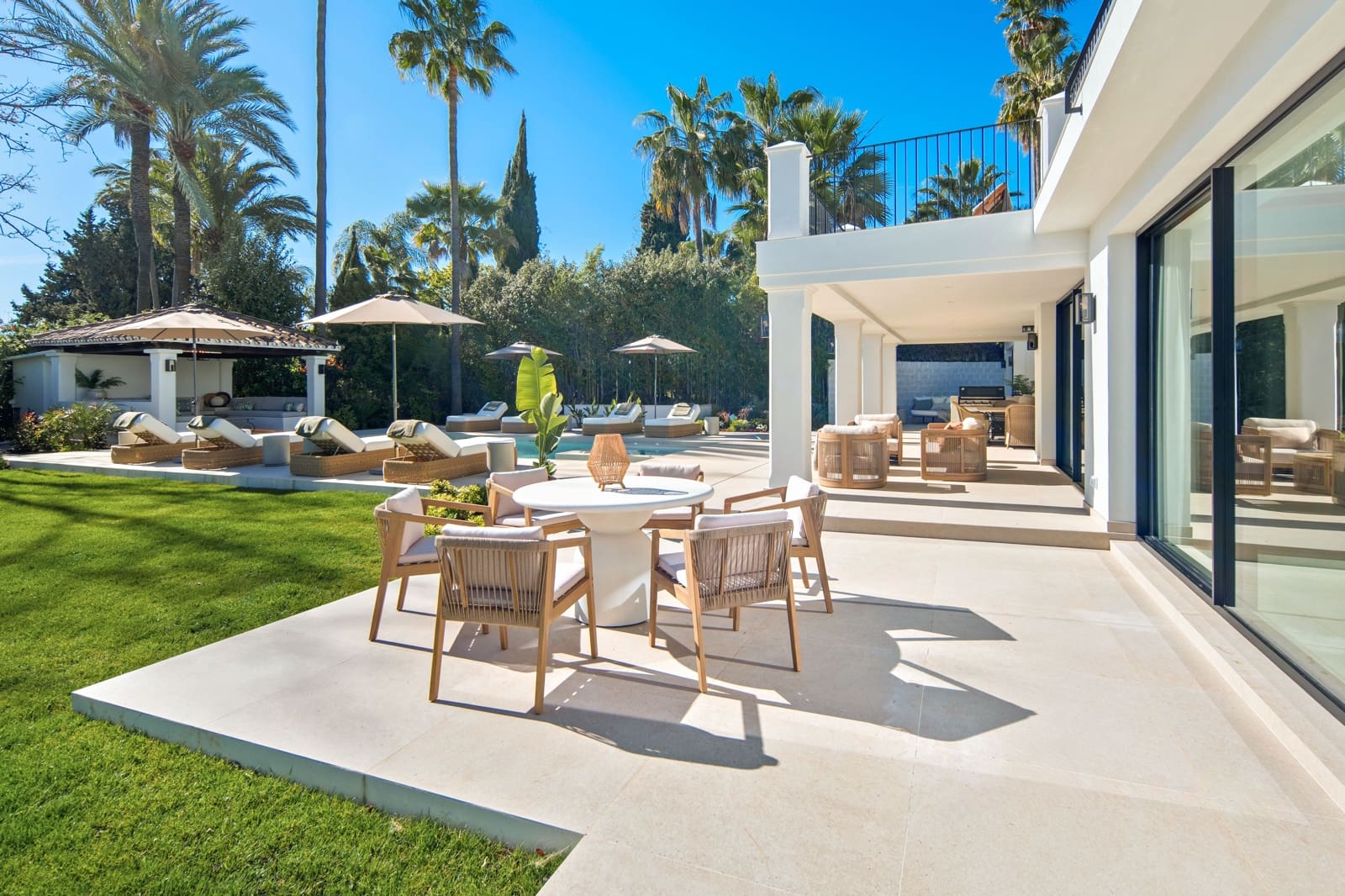 5 slaapkamer Villa te koop in Marbella met zwembad - € 5.995.000 (Ref: 9941193)