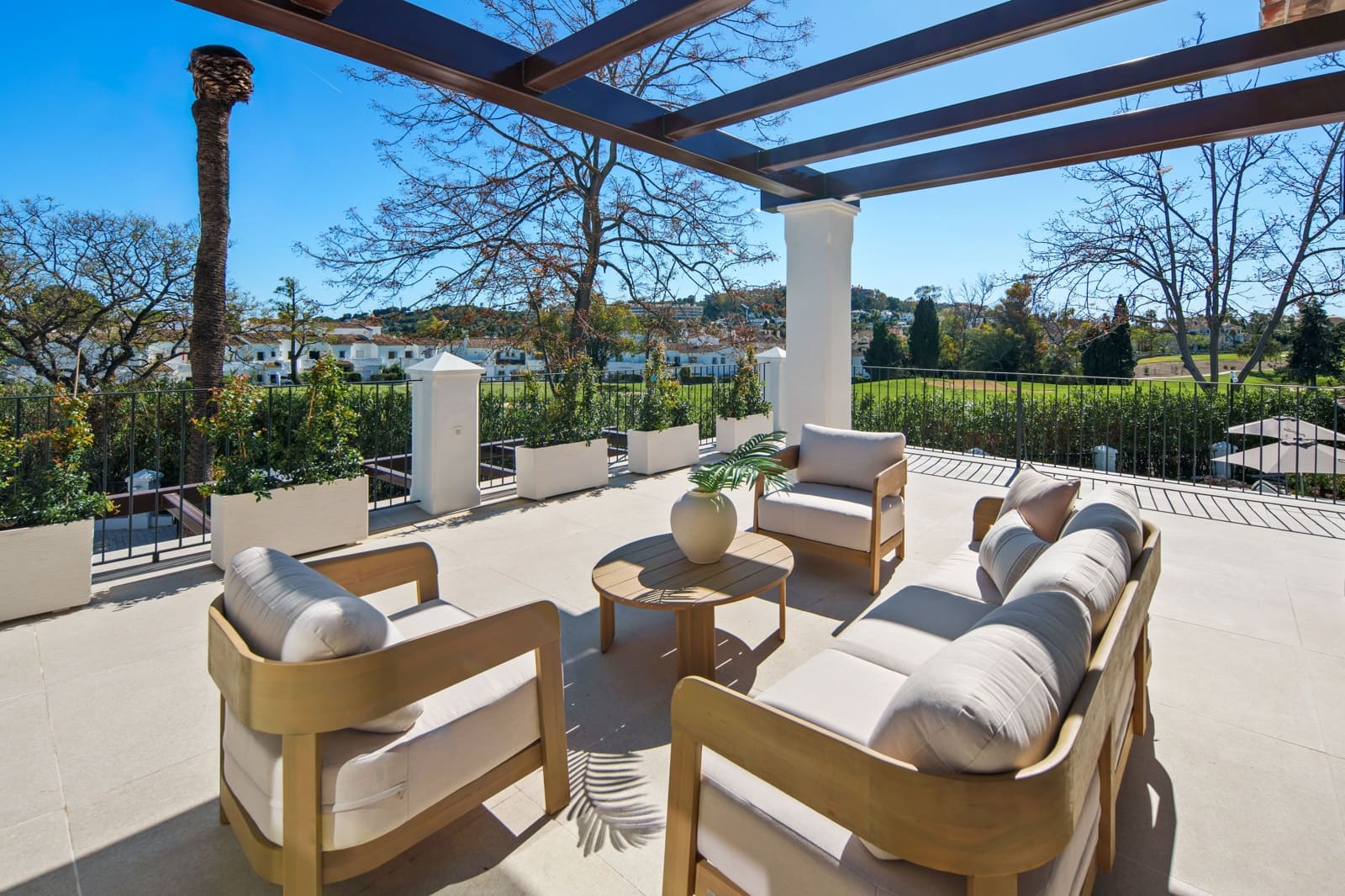 5 slaapkamer Villa te koop in Marbella met zwembad - € 5.995.000 (Ref: 9941193)