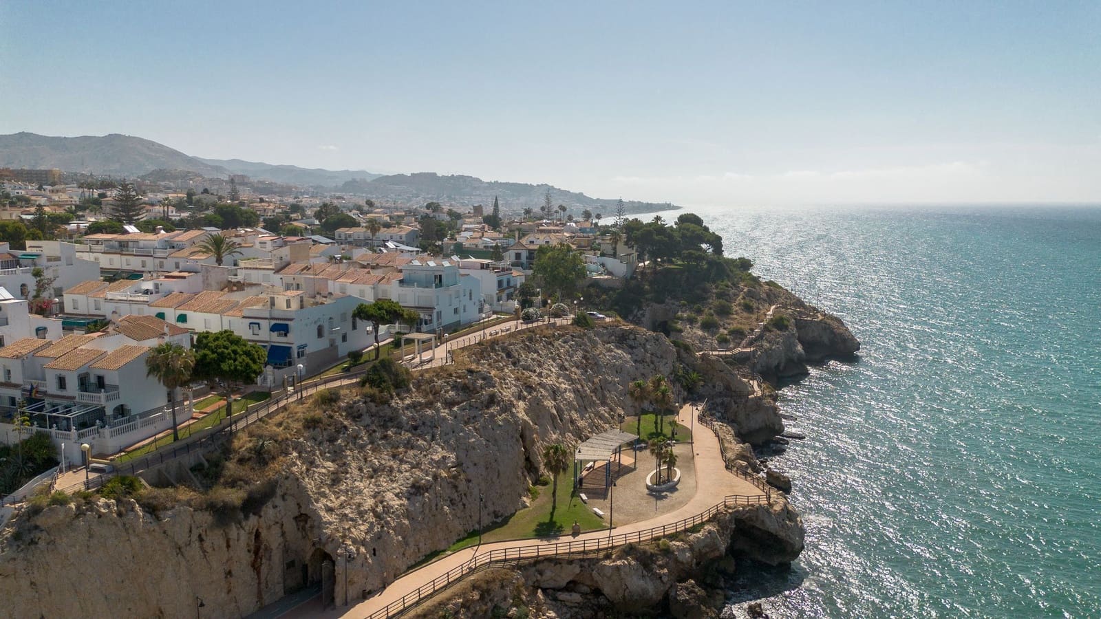 3 soveværelse Byhus til salg i Rincon de la Victoria med swimmingpool - € 499.000 (Ref: 9941264)