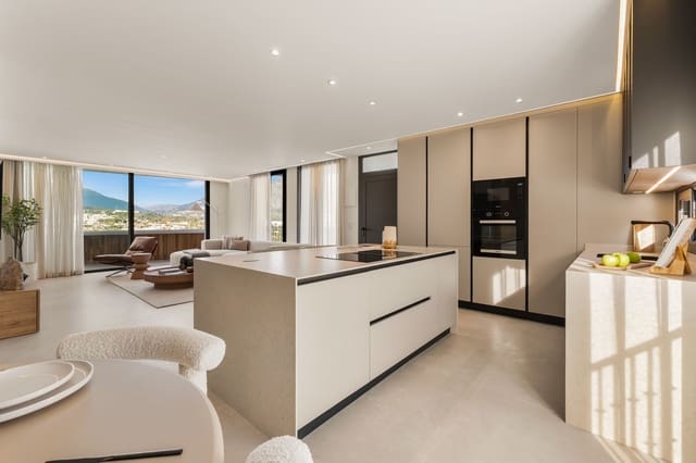 Ático de 2 habitaciones en Nueva Andalucía Centro, Marbella en venta con piscina - 1.095.000 € (Ref: 9943838)