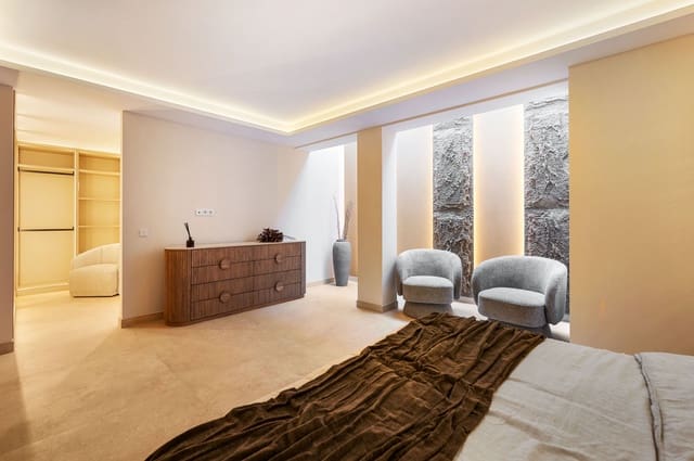 3 soveværelse Lejlighed til salg i Marbella med swimmingpool - € 1.595.000 (Ref: 9943839)