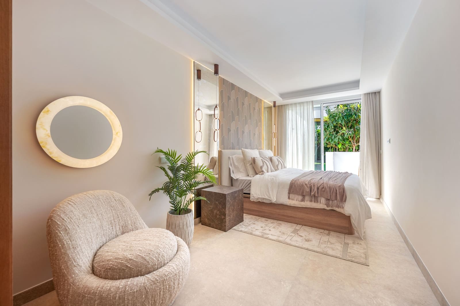3 soveværelse Lejlighed til salg i Marbella med swimmingpool - € 1.595.000 (Ref: 9943839)