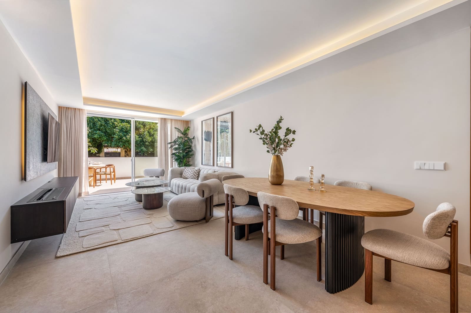 3 soveværelse Lejlighed til salg i Marbella med swimmingpool - € 1.595.000 (Ref: 9943839)